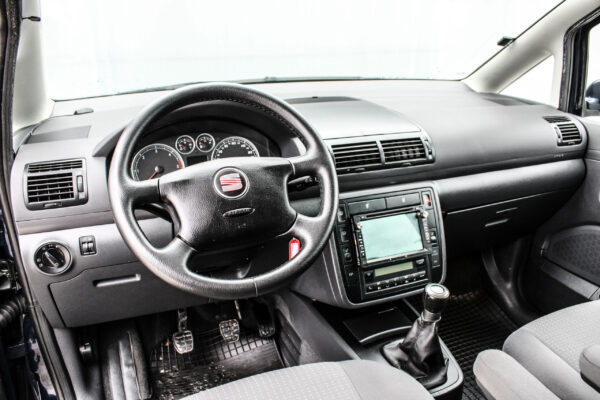 Seat Alhambra - Image 11