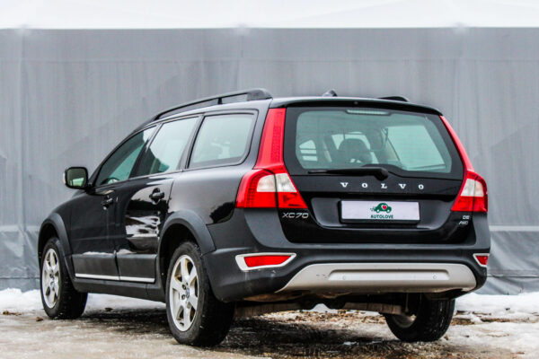Volvo XC70 - Image 6