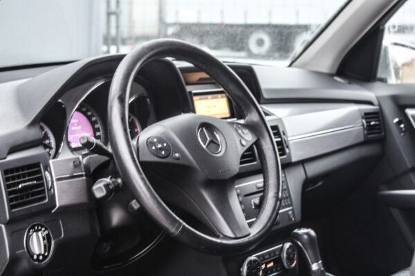 MB GLK320 - Image 7