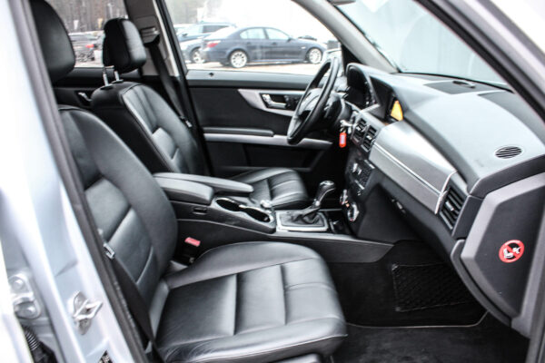 MB GLK320 - Image 13