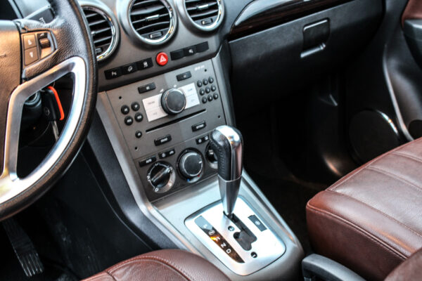 Opel Antara - Image 11