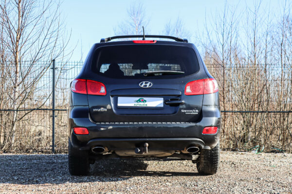 Hyundai Santa Fe - Image 2