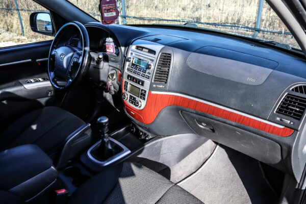 Hyundai Santa Fe - Image 10