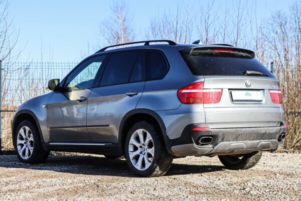 BMW X5 - Image 5