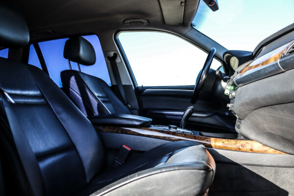 BMW X5 - Image 10