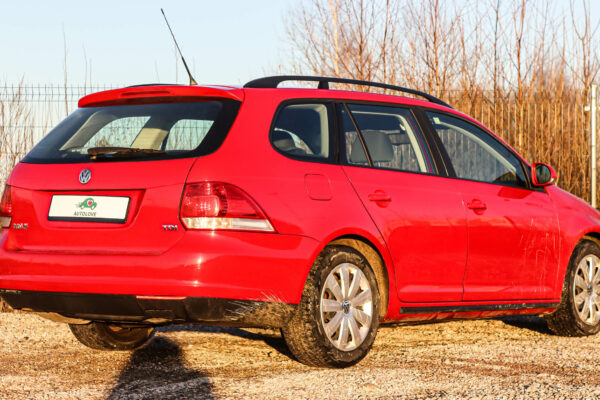 VW Golf - Image 5