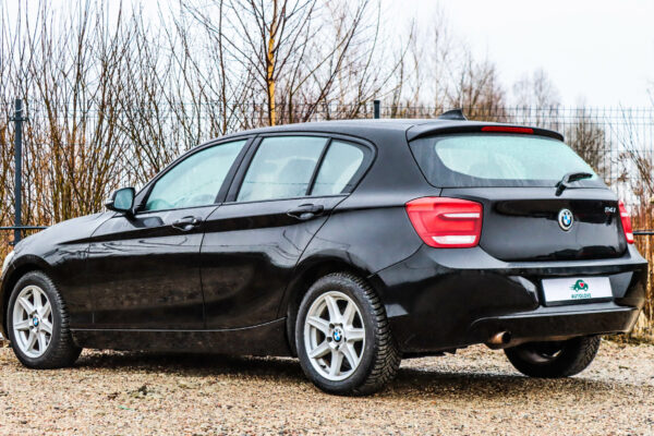 BMW 116i - Image 5