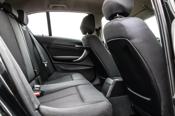 BMW 116i - Image 11