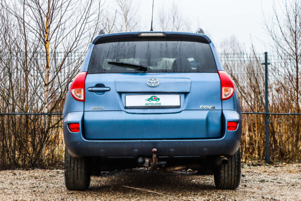 Toyota RAV4 - Image 4