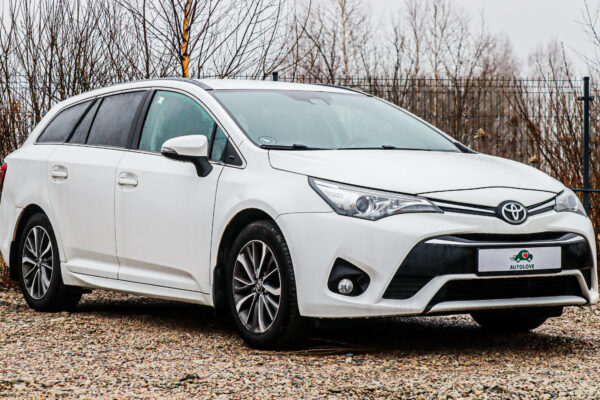 Toyota Avensis - Image 2