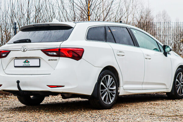 Toyota Avensis - Image 3