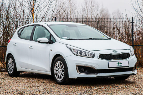 Kia Ceed - Image 2