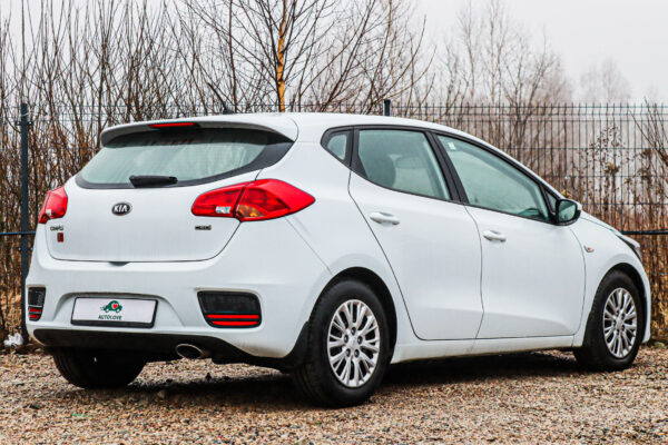 Kia Ceed - Image 3