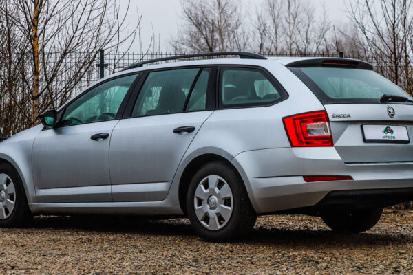Skoda Octavia - Image 5