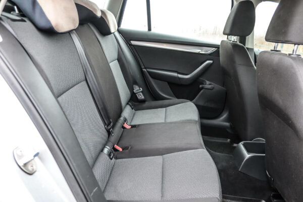 Skoda Octavia - Image 11