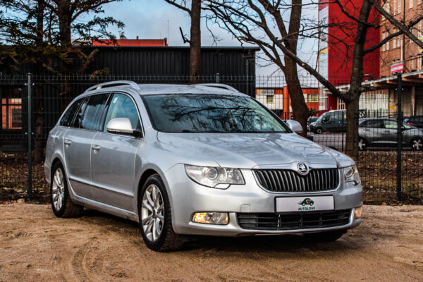 Skoda Superb - Image 3