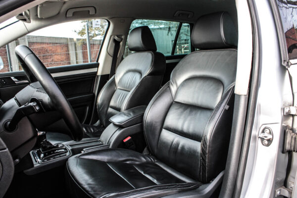 Skoda Superb - Image 14