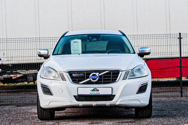 Volvo XC60 - Image 2