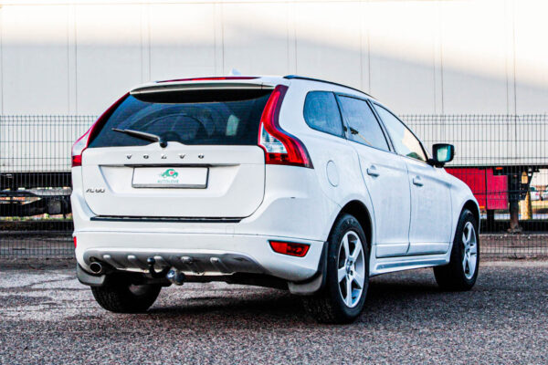 Volvo XC60 - Image 6