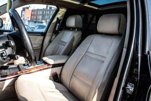 BMW X5 - Image 10