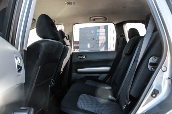 Nissan X-Trail - Image 9