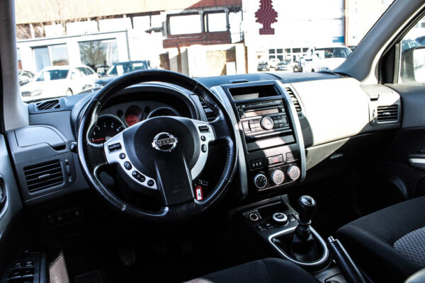 Nissan X-Trail - Image 10