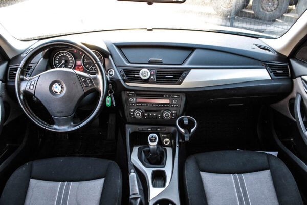 BMW X1 - Image 9