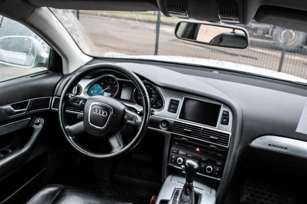 Audi A6 - Image 7
