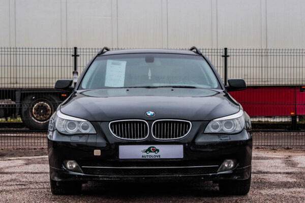 BMW 525 - Image 2