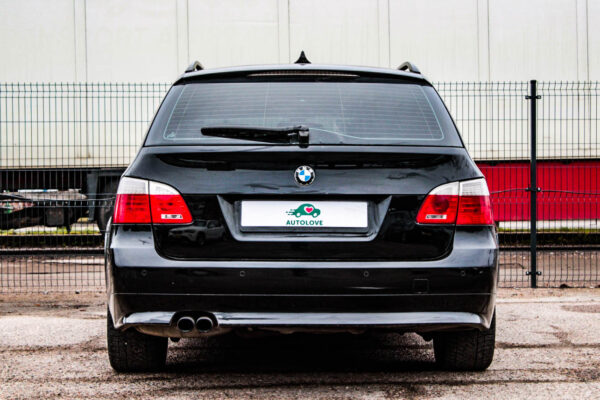 BMW 525 - Image 5
