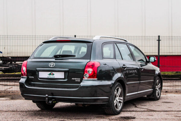 Toyota Avensis - Image 4