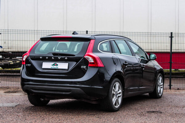 Volvo V60 - Image 4