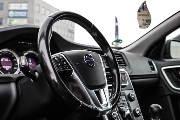 Volvo V60 - Image 7