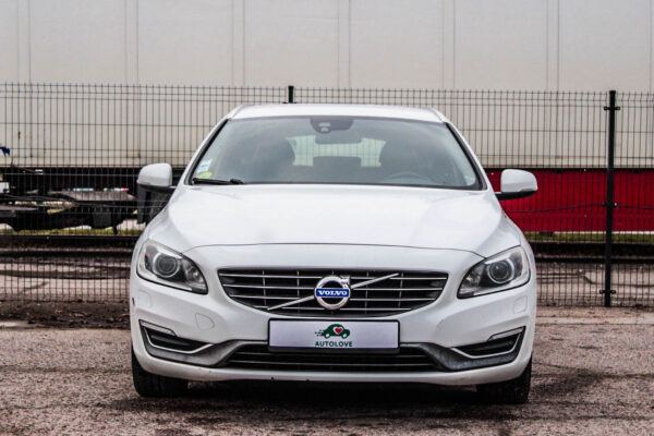 Volvo V60 - Image 2