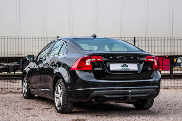 Volvo S60 - Image 6