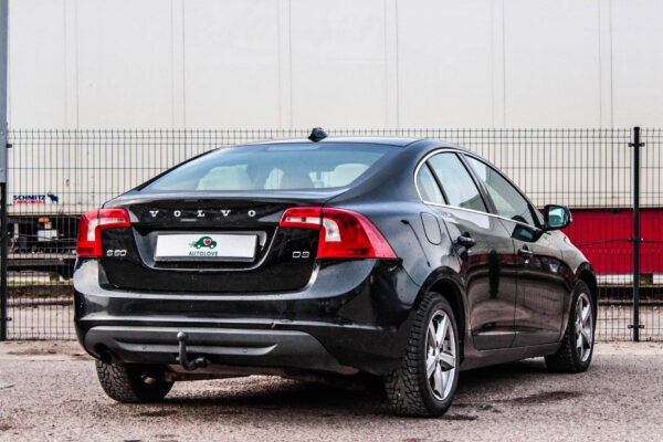 Volvo S60 - Image 4