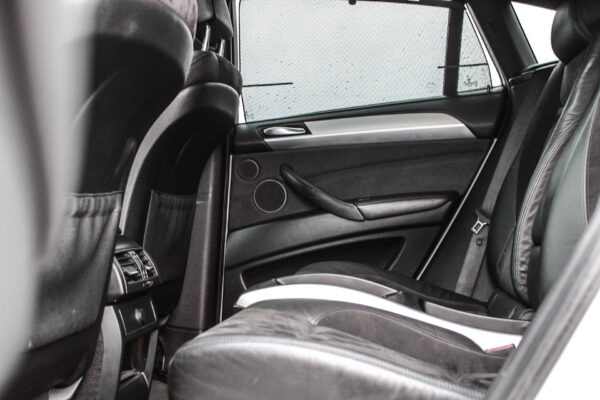 BMW X6 - Image 12