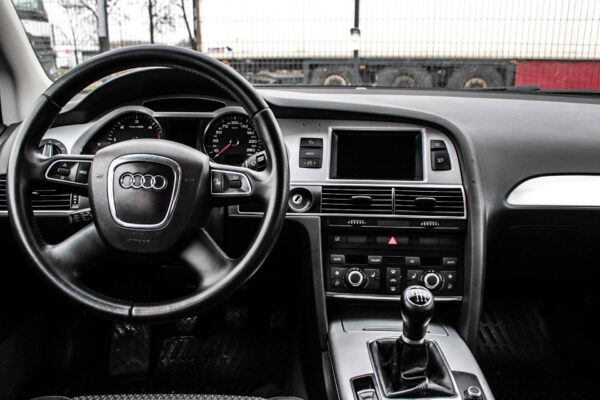 Audi A6 - Image 8