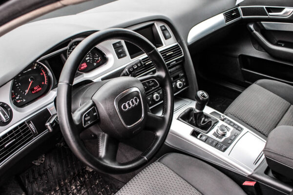 Audi A6 - Image 10