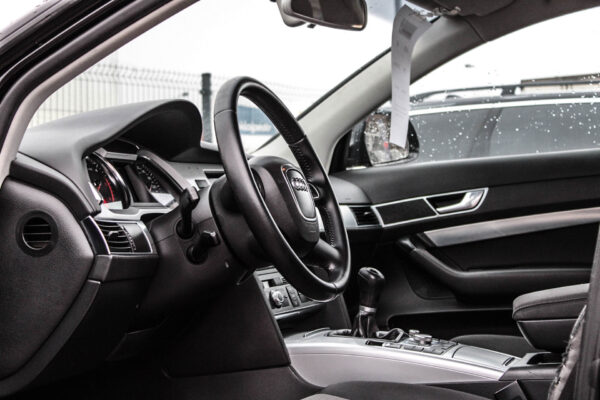 Audi A6 - Image 11