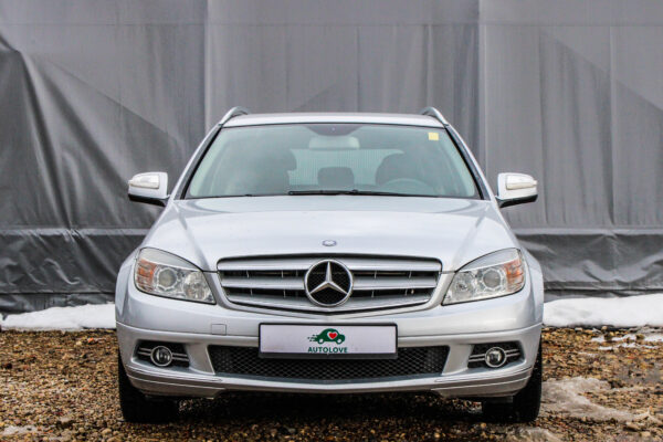 Mercedes C220 - Image 2