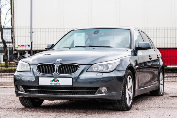 BMW 528XI