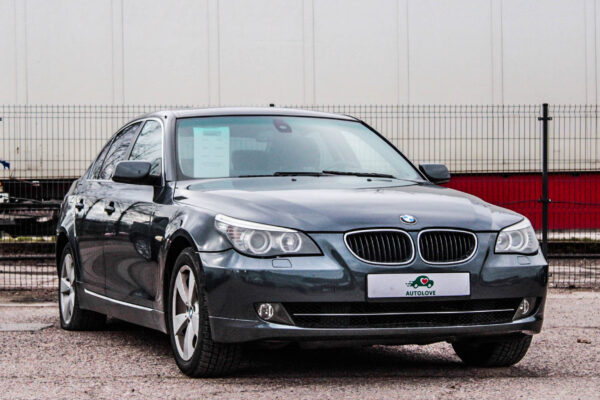 BMW 528XI - Image 3
