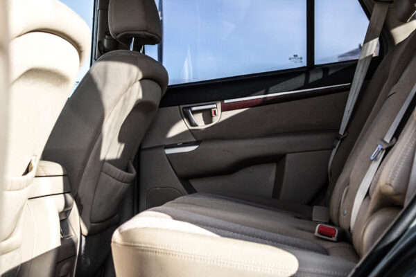 Hyundai Santa Fe - Image 10