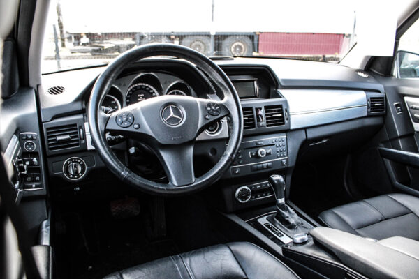 MB GLK320 - Image 7