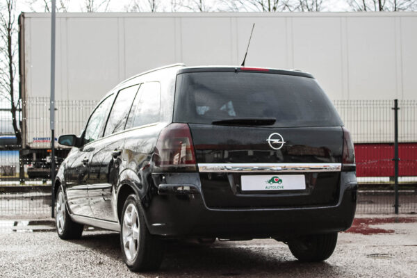 Opel Zafira - Image 4