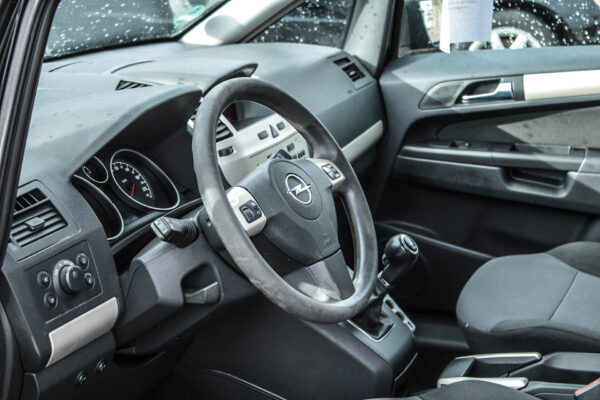 Opel Zafira - Image 7