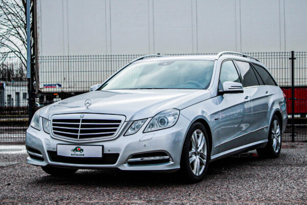 MB E200