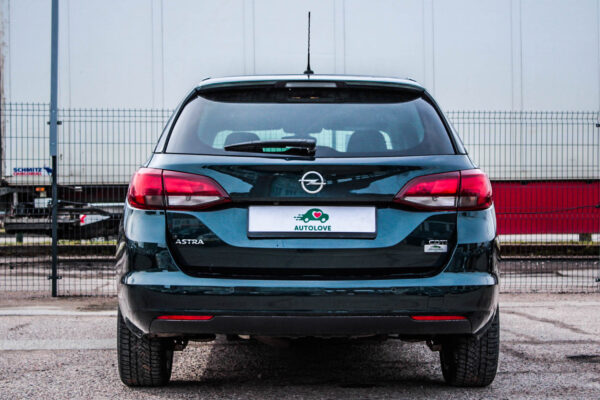 Opel Astra - Image 5