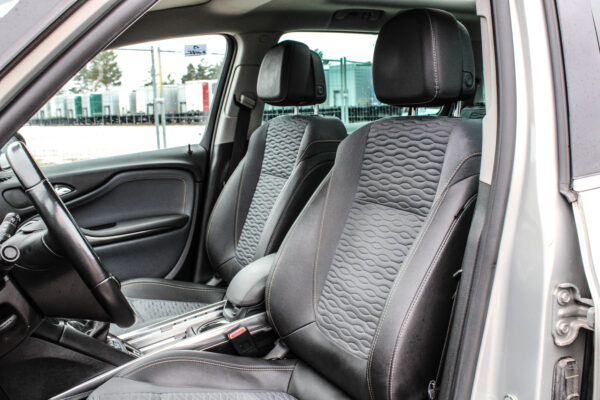 Opel Zafira - Image 11